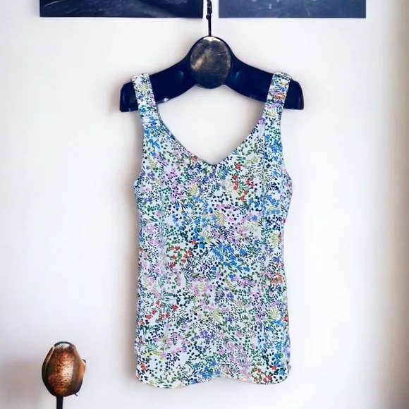 Cabi Rotation Tank - Picture 4 of 12